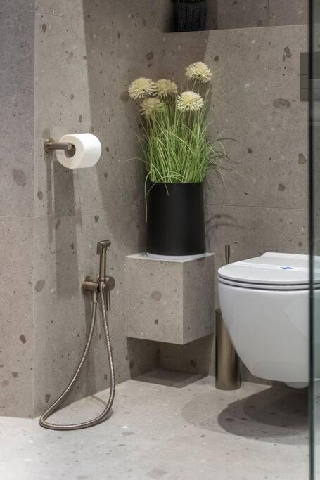 Flora-heartbeat Old Three Bedrooms Appartement *