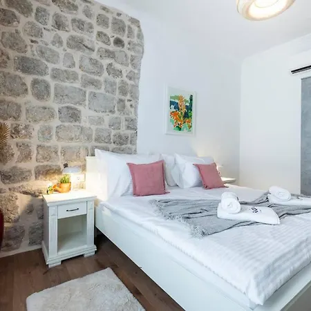 Flora-Heartbeat Old City Three Bedrooms Apartment Dubrovnik Exterior photo