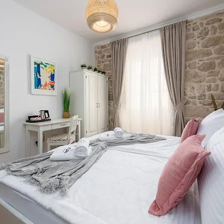 Flora-Heartbeat Old City Three Bedrooms Apartment Dubrovnik Exterior photo